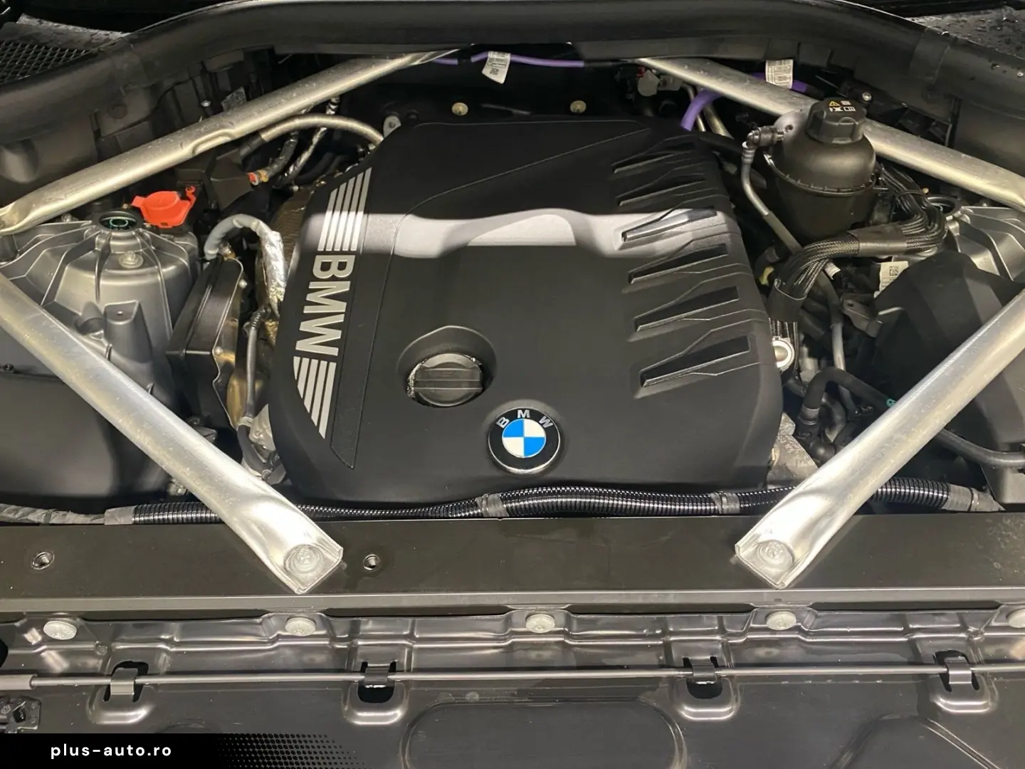 BMW X5 xDrive30d M Sport Standheizung Massage AHK