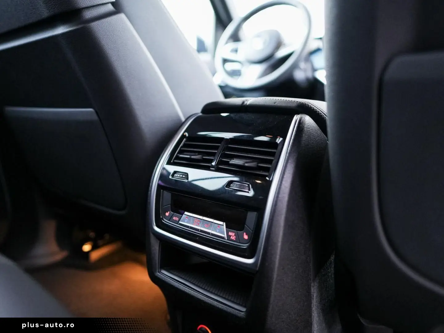 BMW X5 xDrive40d M-Sport AHK ACC PANO Sitzlüft 360