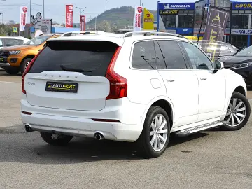 Volvo XC90 Momentum Plus 2.0 D5 AWD GEARTRONIC