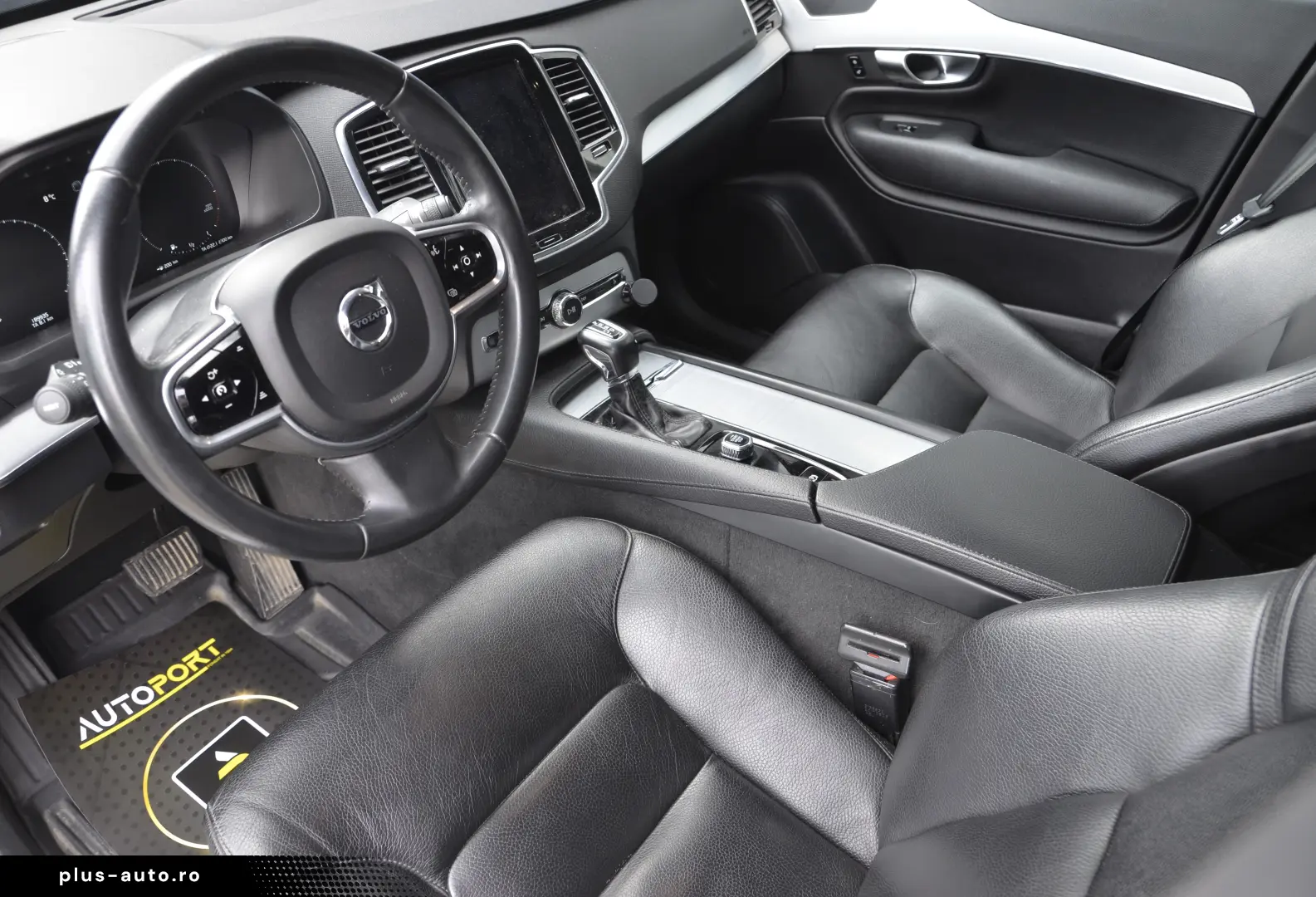 Volvo XC90 Momentum Plus 2.0 D5 AWD GEARTRONIC