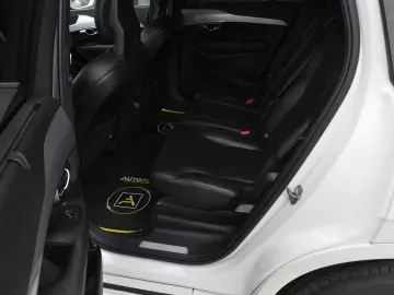 Volvo XC90 Momentum Plus 2.0 D5 AWD GEARTRONIC