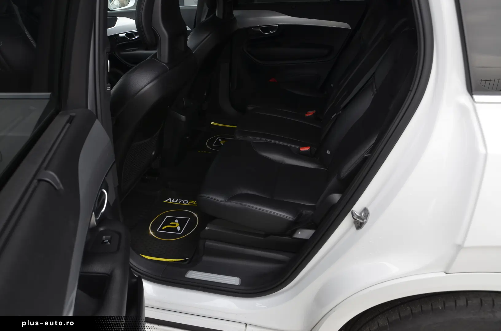 Volvo XC90 Momentum Plus 2.0 D5 AWD GEARTRONIC