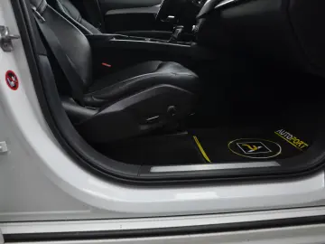 Volvo XC90 Momentum Plus 2.0 D5 AWD GEARTRONIC