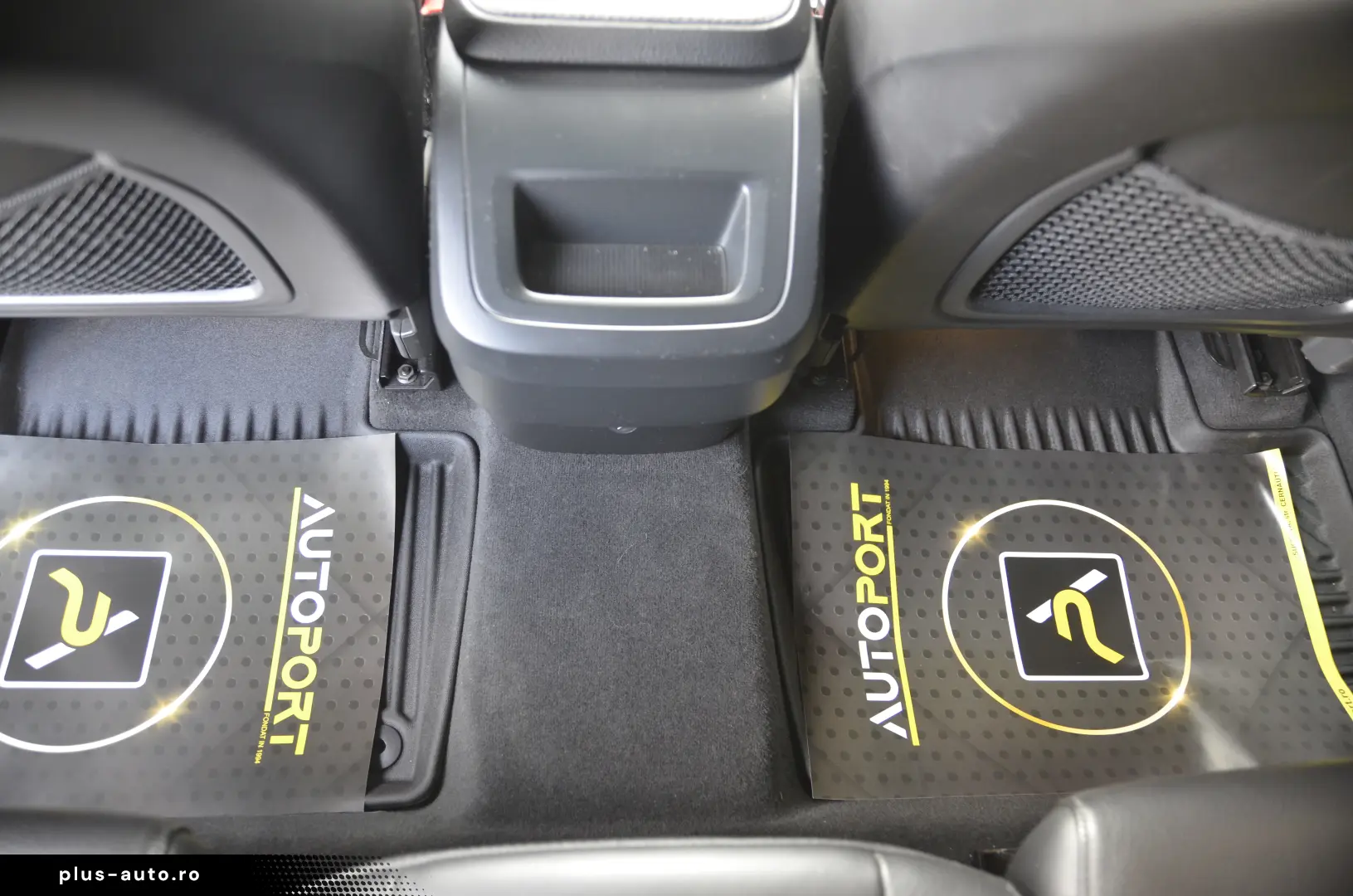 Volvo XC90 Momentum Plus 2.0 D5 AWD GEARTRONIC