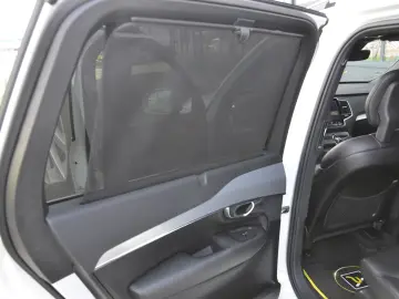 Volvo XC90 Momentum Plus 2.0 D5 AWD GEARTRONIC