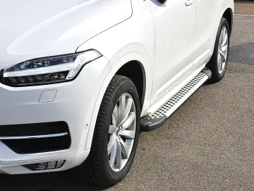 Volvo XC90 Momentum Plus 2.0 D5 AWD GEARTRONIC