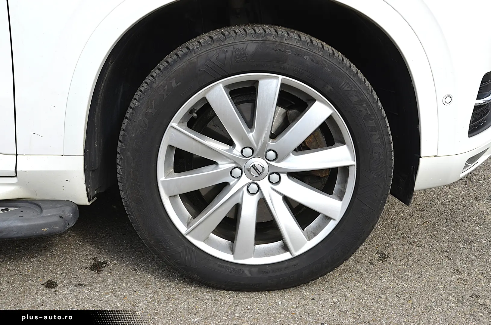 Volvo XC90 Momentum Plus 2.0 D5 AWD GEARTRONIC