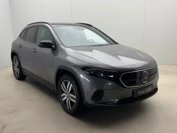 MERCEDES-BENZ EQA 250 Electric Art Advanced Pano Night