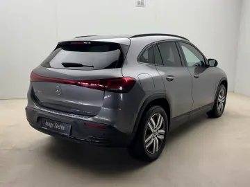 MERCEDES-BENZ EQA 250 Electric Art Advanced Pano Night