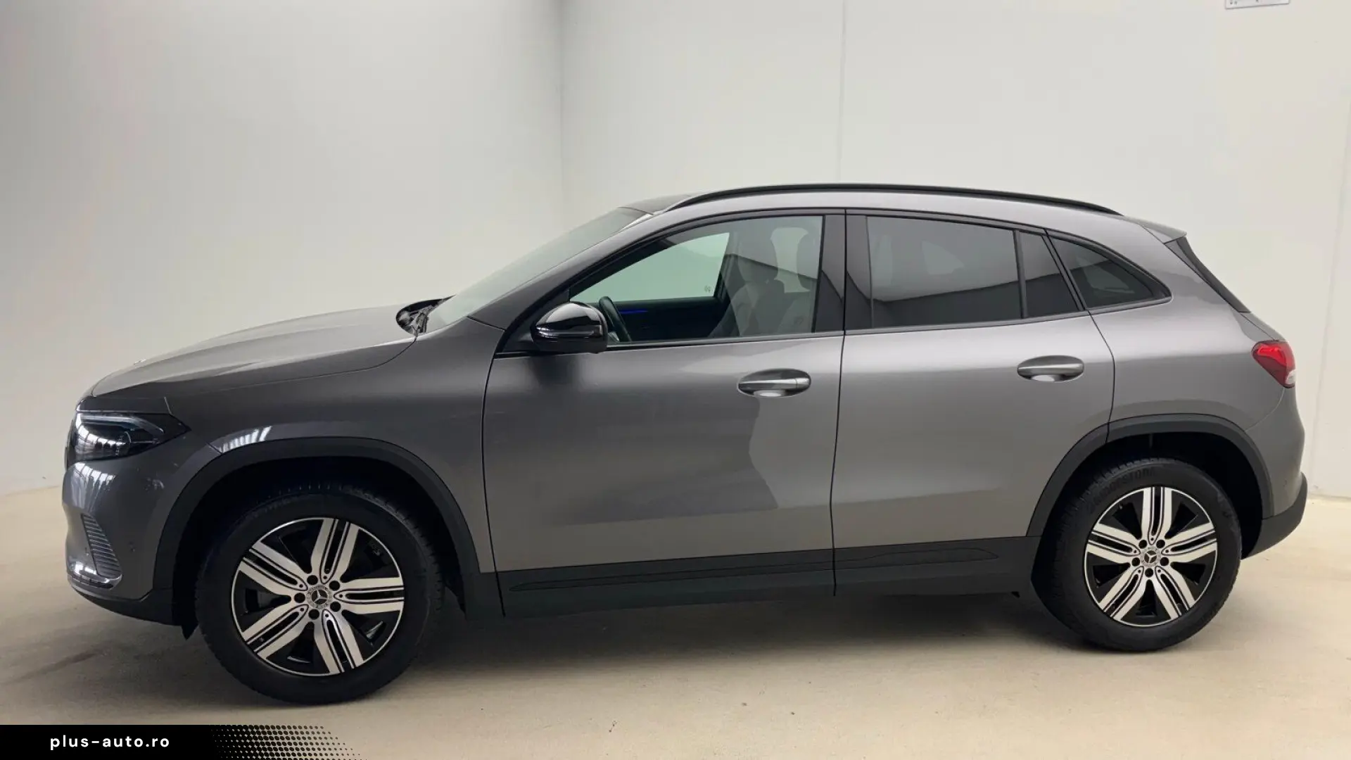 MERCEDES-BENZ EQA 250 Electric Art Advanced Pano Night