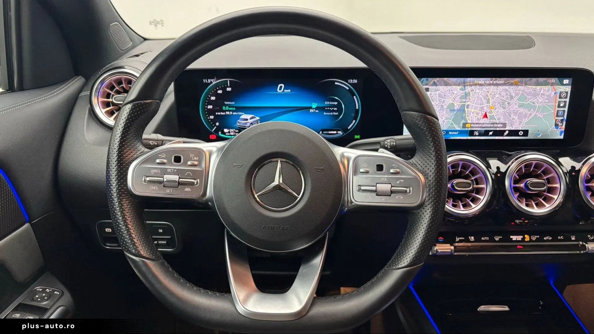 MERCEDES-BENZ EQA 250 Electric Art Advanced Pano Night