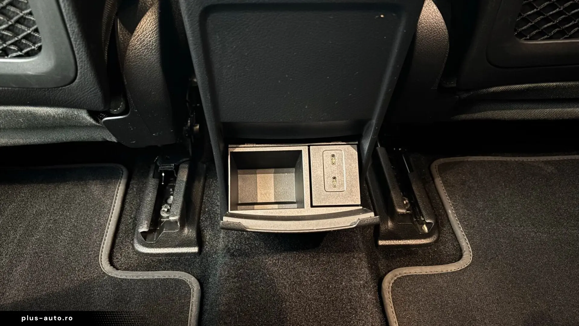 MERCEDES-BENZ EQA 250 Electric Art Advanced Pano Night