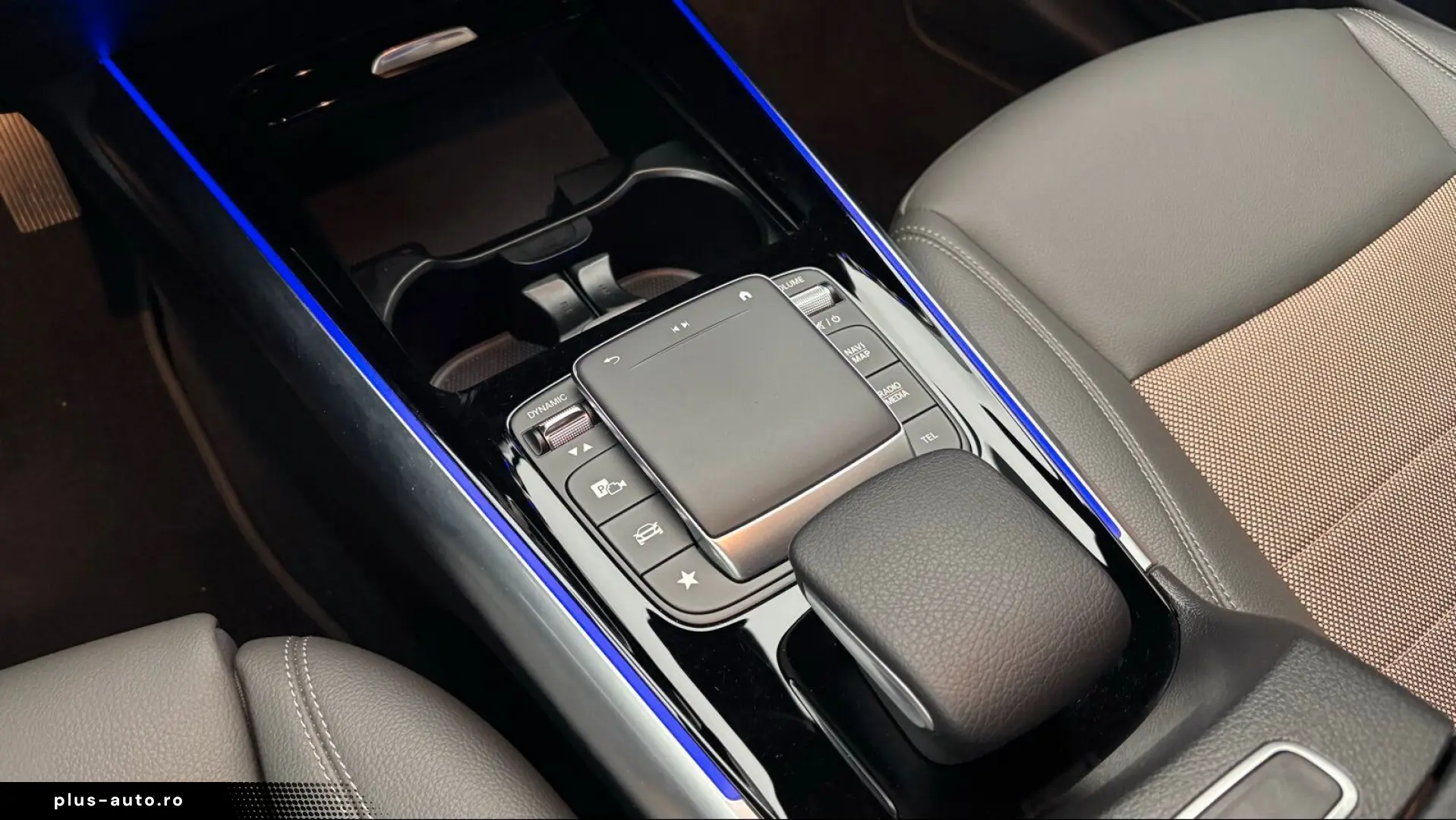 MERCEDES-BENZ EQA 250 Electric Art Advanced Pano Night