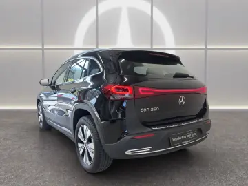 MERCEDES-BENZ EQA 250 PROGRESSIVE BUSIN RFK DIST NAV&hellip;