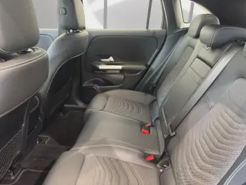 MERCEDES-BENZ EQA 250 PROGRESSIVE BUSIN RFK DIST NAV&hellip;