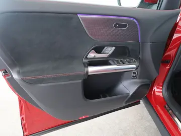 MERCEDES-BENZ EQA 300 4M AMG ADV. PLUS AMBI TOTWINKE&hellip;