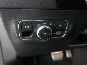 MERCEDES-BENZ EQA 300 4M AMG ADV. PLUS AMBI TOTWINKE&hellip;