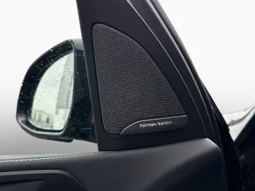 BMW X5 xDr30d M SPORT PRO 2-Achs StHz SkyL AHK KomSi