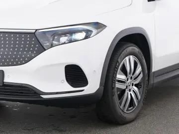 MERCEDES-BENZ EQA 250  Night Electric Art LED Kamera&hellip;