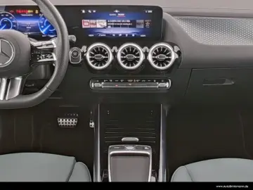 MERCEDES-BENZ EQA 250 AMG-LINE 360 GUARD MBUX LENKRADHZGLED