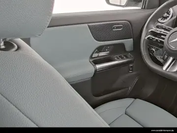 MERCEDES-BENZ EQA 250 AMG-LINE 360 GUARD MBUX LENKRADHZGLED