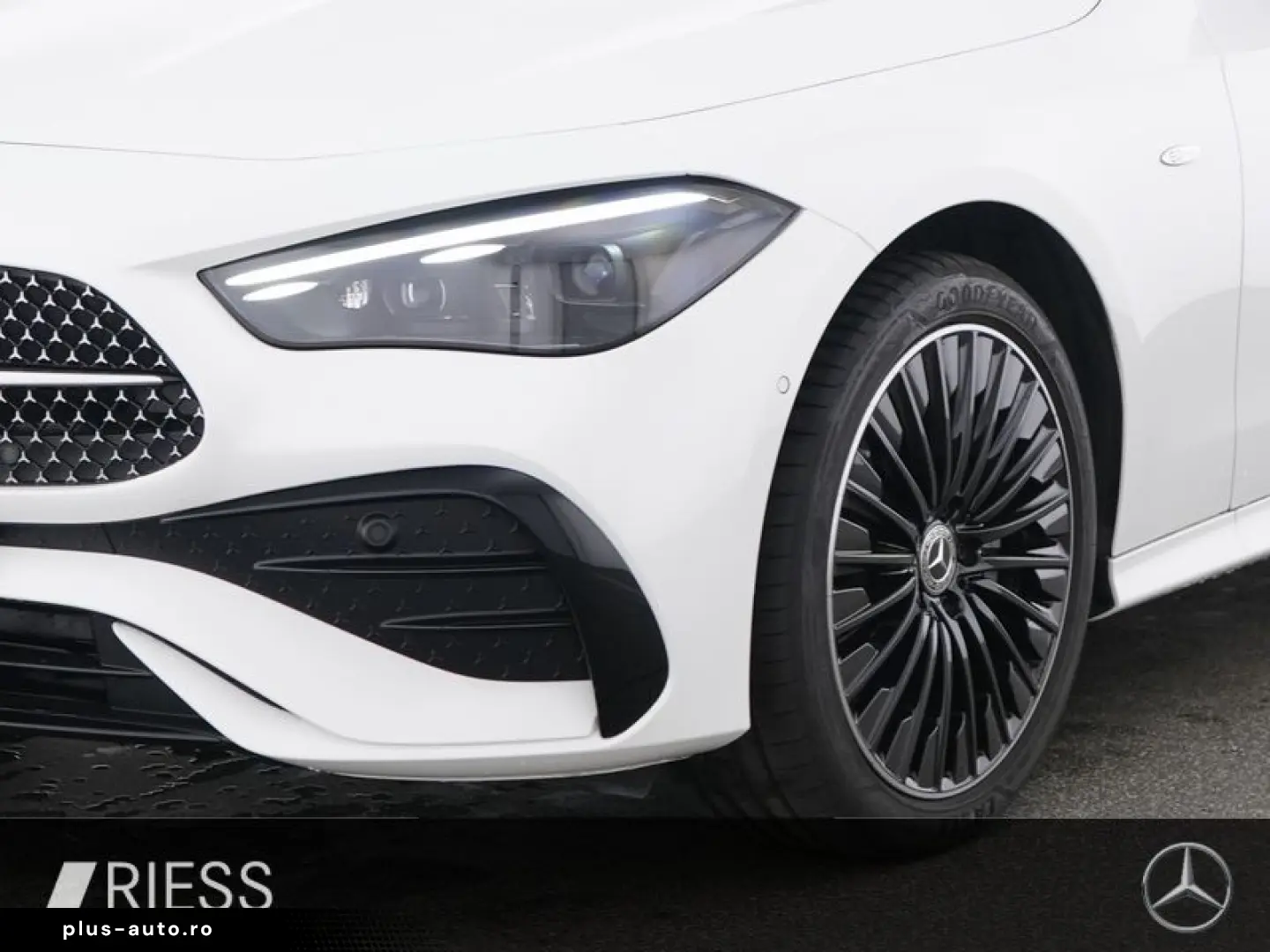 MERCEDES-BENZ CLE 300 e AMG Sport Night Distr Pano W-Paket