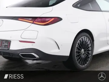 MERCEDES-BENZ CLE 300 e AMG Sport Night Distr Pano W-Paket