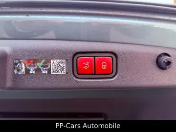 MERCEDES-BENZ E 220d 4M Exclusive Premium  Superscre&hellip;