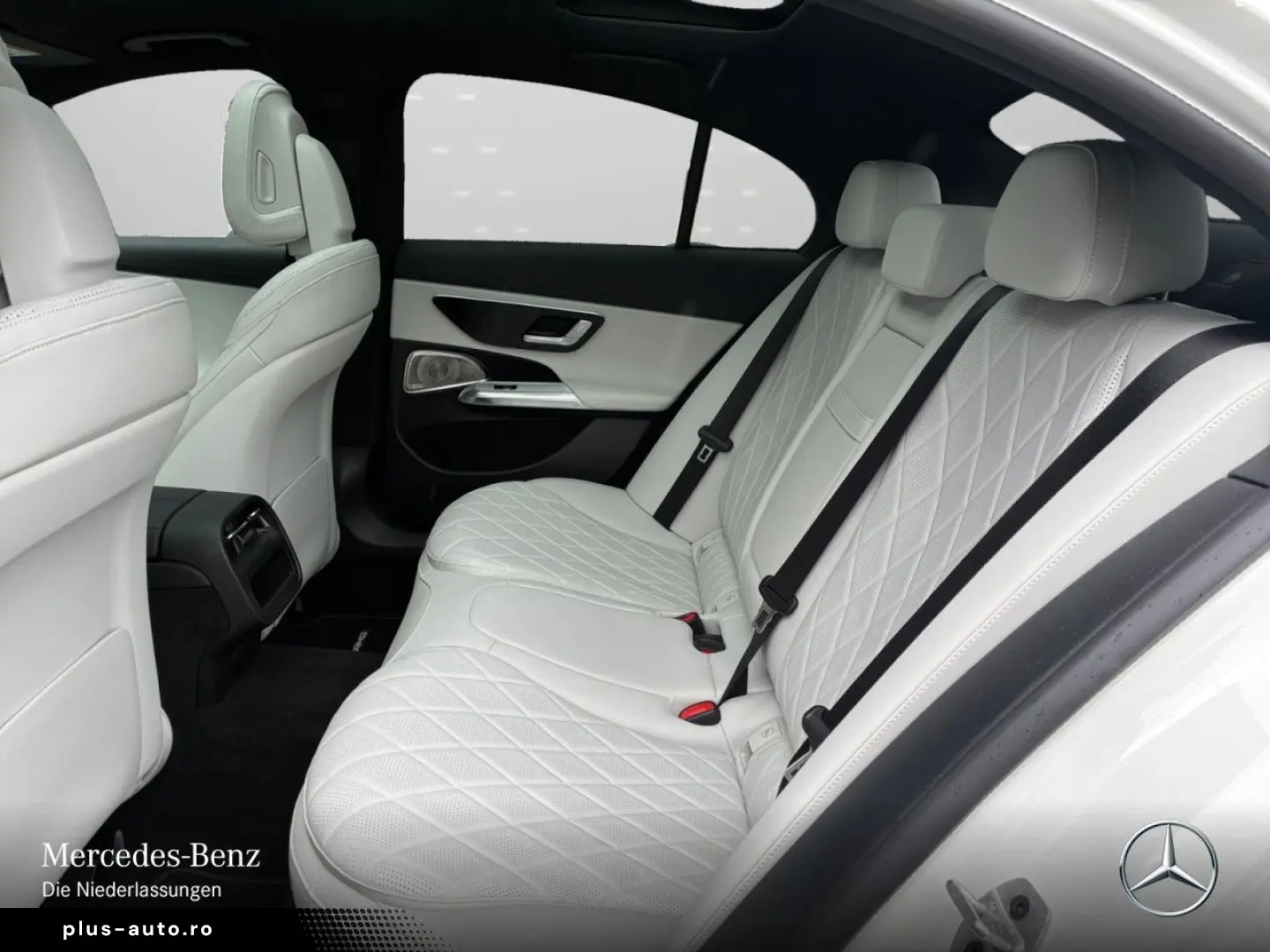 MERCEDES-BENZ E 400 e 4M AMG Adv . PANO DISTR NIGHT &hellip;