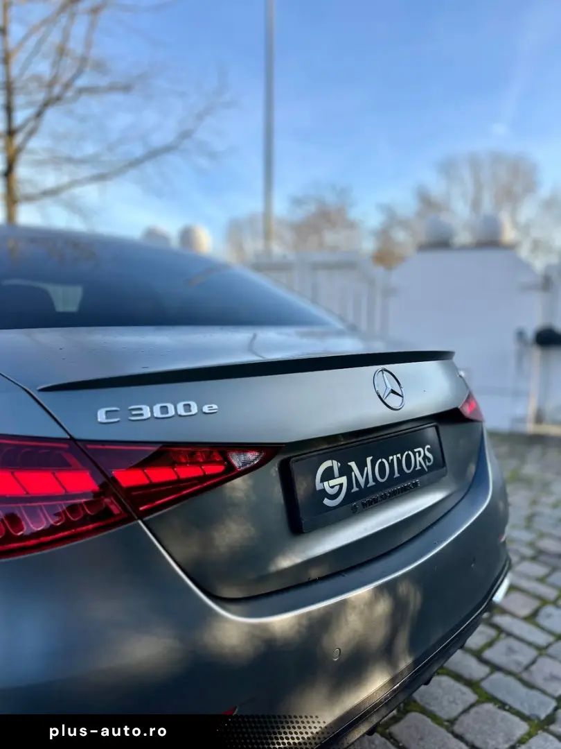 MERCEDES-BENZ C300e 4MATIC AMG-Line Garantie 360