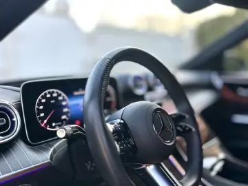 MERCEDES-BENZ C300e 4MATIC AMG-Line Garantie 360