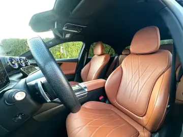 MERCEDES-BENZ C300e 4MATIC AMG-Line Garantie 360