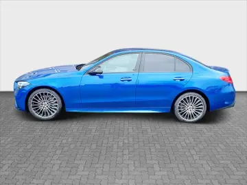 MERCEDES-BENZ Třídy C C 220d 4MATIC AMG Style Edition