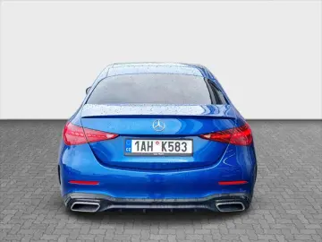 MERCEDES-BENZ Třídy C C 220d 4MATIC AMG Style Edition