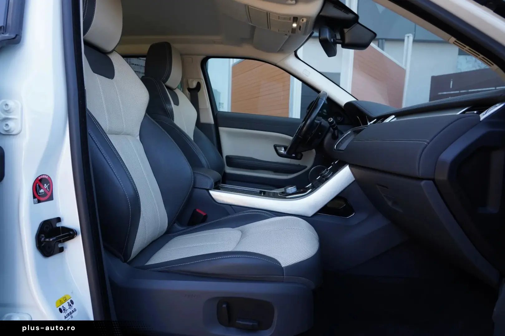 Land-Rover Range-Rover-Evoque