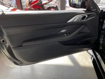 BMW M4  1.Hand xDrive Competitio M-Carbon-Keramik