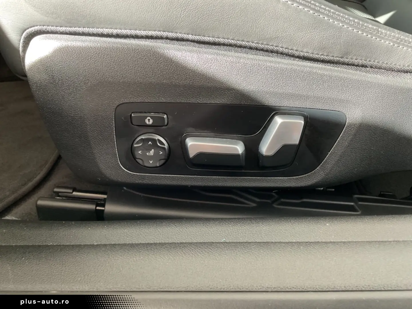 BMW M4  1.Hand xDrive Competitio M-Carbon-Keramik