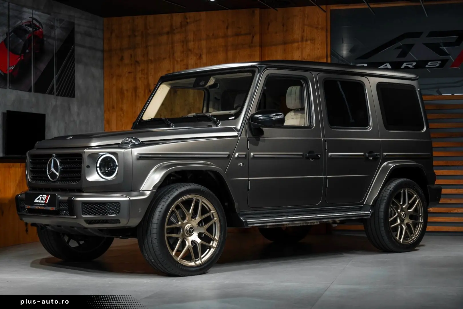 MERCEDES-BENZ G 500