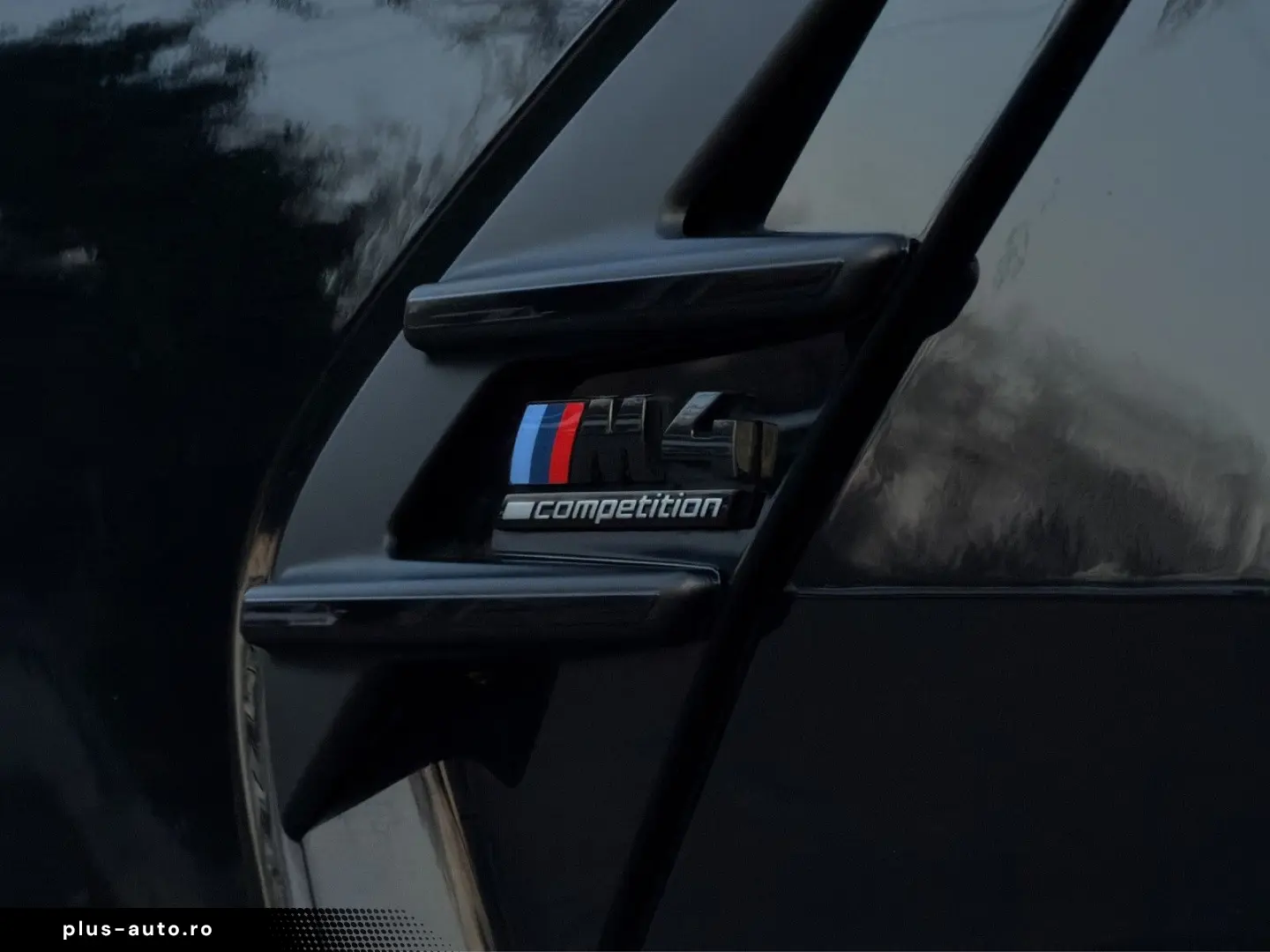 BMW M4 xDrive Competition LED HUD NAVI RFK ACC