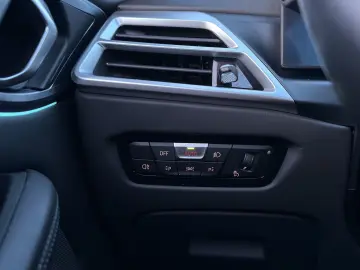 BMW M4 xDrive Competition LED HUD NAVI RFK ACC