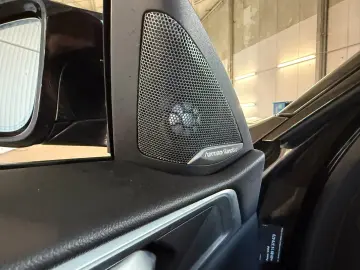 BMW M4 Cabrio Competition xDrive DRIVPACK LASER 360