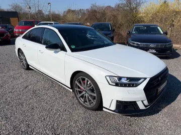 AUDI A8 50 TDI quattro S LINE MATRIX LED STAND HEADUP