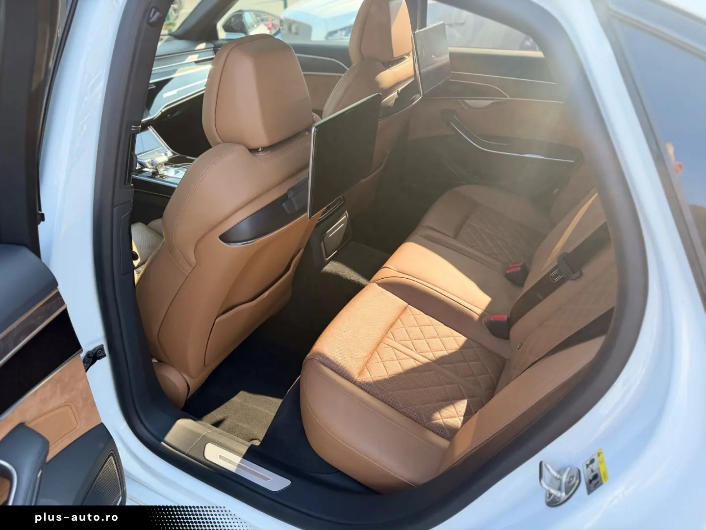 AUDI A8 50 TDI quattro S LINE MATRIX LED STAND HEADUP