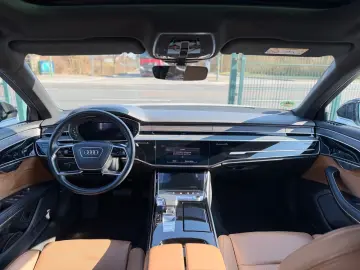 AUDI A8 50 TDI quattro S LINE MATRIX LED STAND HEADUP