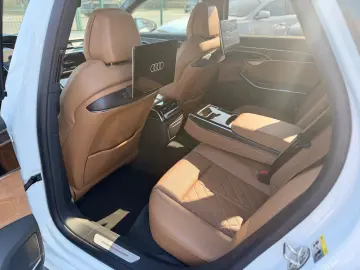 AUDI A8 50 TDI quattro S LINE MATRIX LED STAND HEADUP