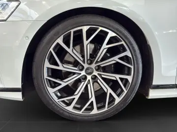 AUDI A8 50 TDI Q LM21 PANO AHK ST.HEIZ