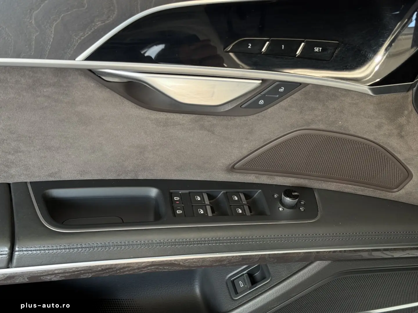 AUDI A8 50 TDI Q LM21 PANO AHK ST.HEIZ