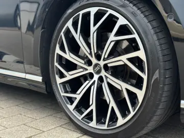 AUDI A8 50 TDI SPORT Massage OLED StdHzg. MATRIX Soft