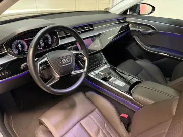 AUDI A8 60 TFSI e quattro  43 g km CO2