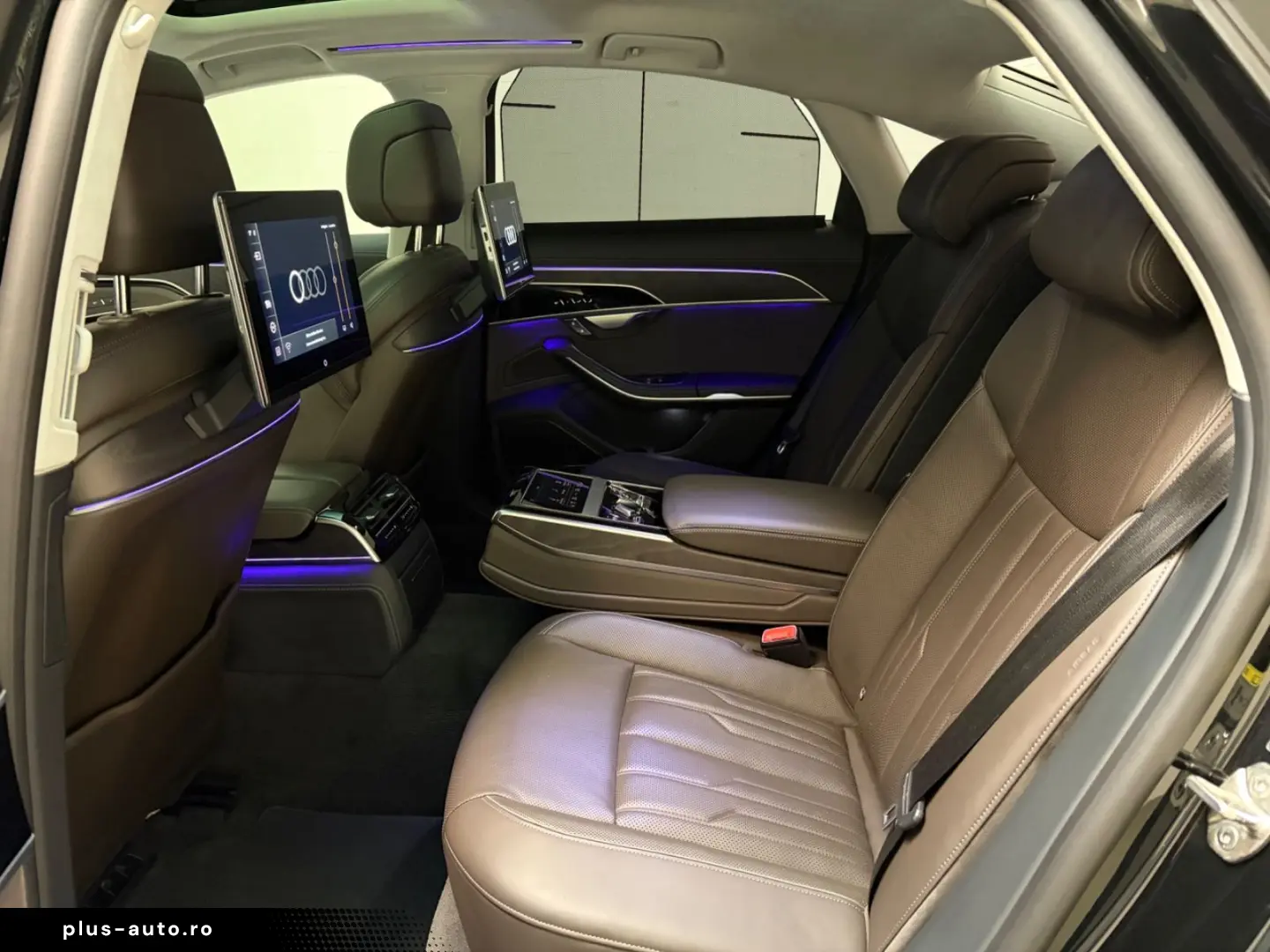 AUDI A8 60 TFSI e quattro  43 g km CO2